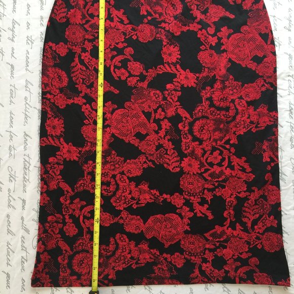 Tank and Skirt Vibrant 'China Red' and Black Floral - Picture 8 of 11
